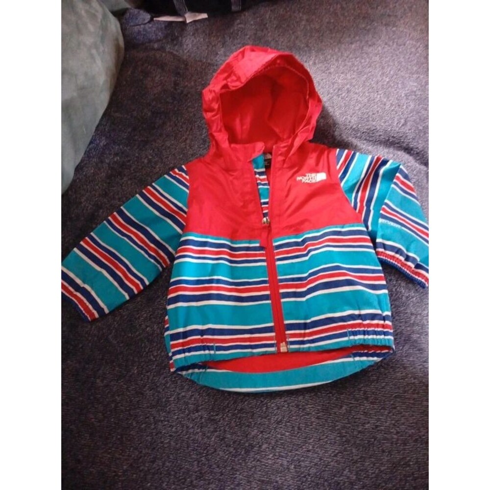 Infant size 3-6 month The North Face Zipline Rain Jacket